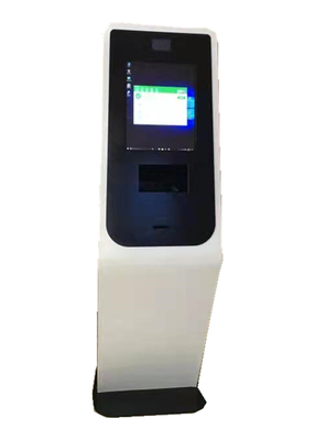 Quiosco del enregistramiento del servicio del uno mismo del aeropuerto con el escáner del pasaporte para la atención sanitaria y el hotel